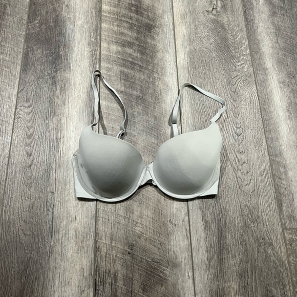 32DD VS Grey‎ Demi Bra